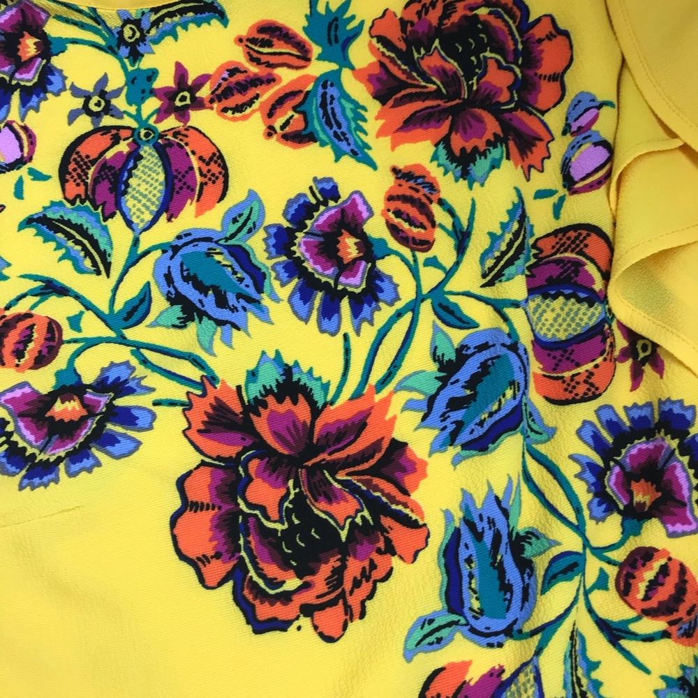 SOLD l Plus Yellow Floral Ruffle Sleeve Dress - Picture 6 of 8